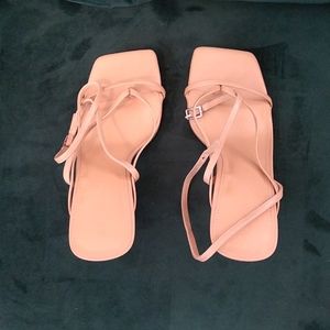 Piepiebuy, size 7, toe ankle buckle strap, tan sandals